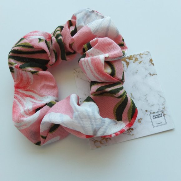 Floral Scrunchie - On Copacabana - Picture 3 of 8